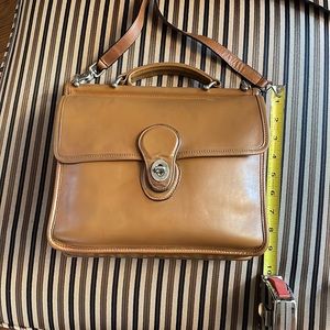 Vintage Y2K Coach Willis Camel with Nickel Hardware 9927
